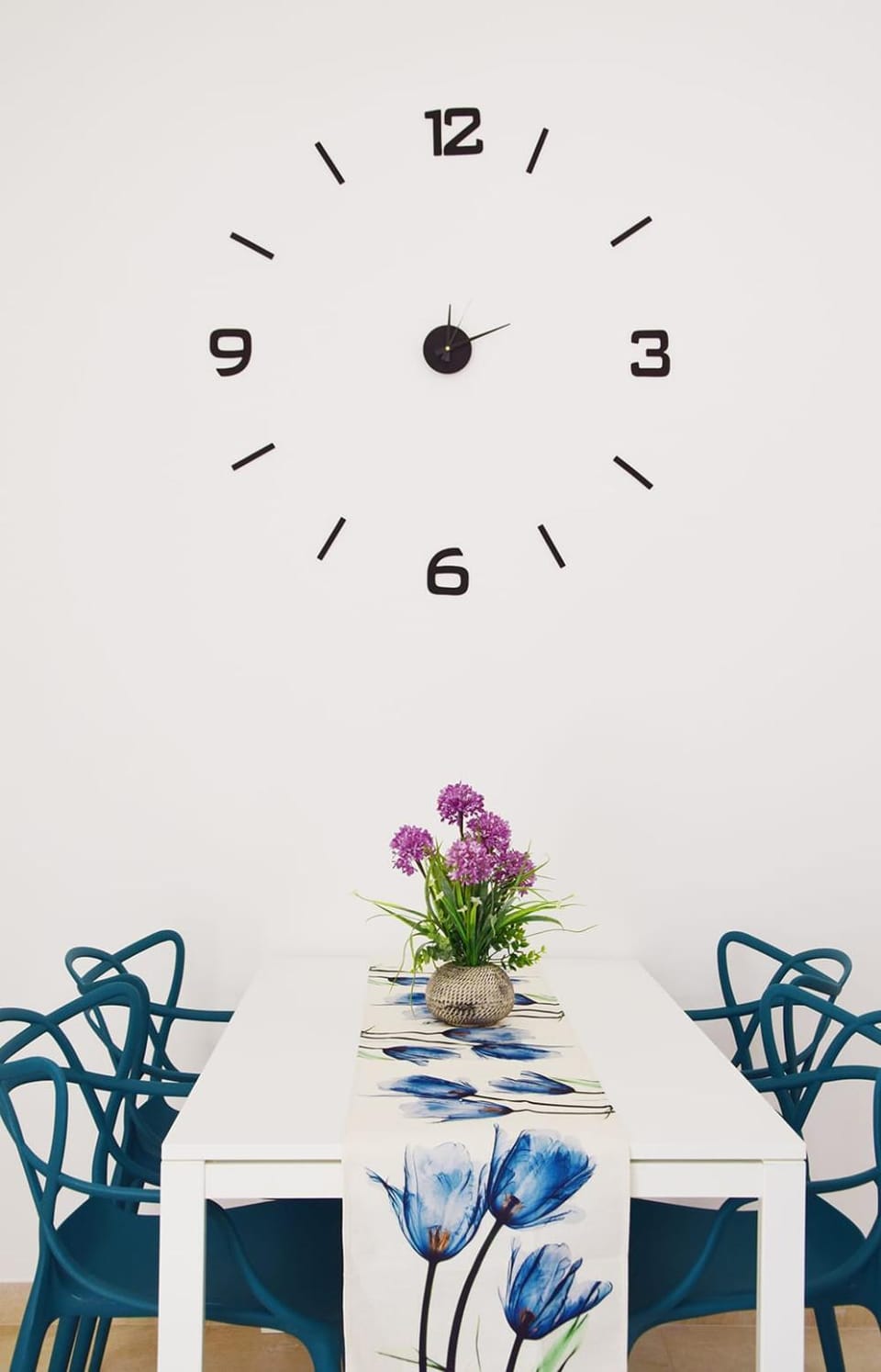 Decorative detail, Dining area