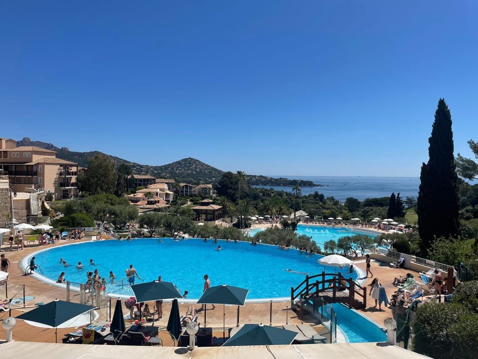 Pool view, Swimming pool