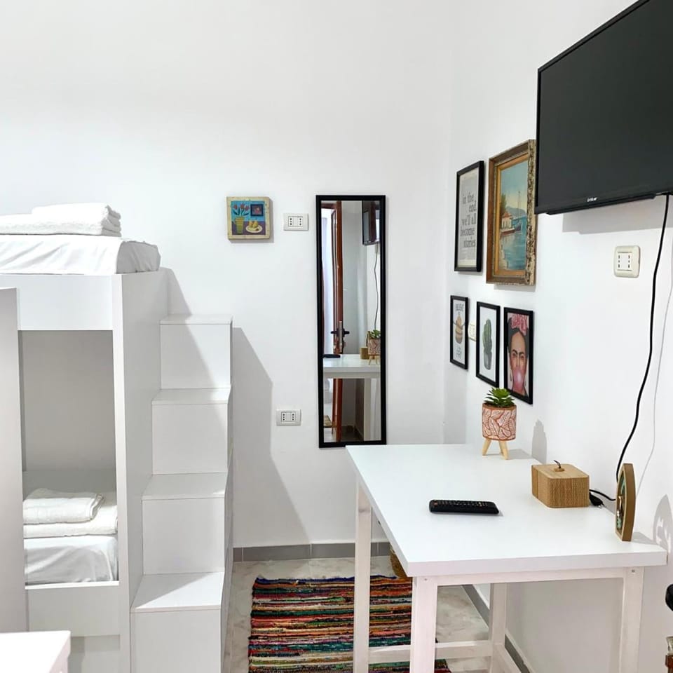 Communal lounge/ TV room, TV and multimedia