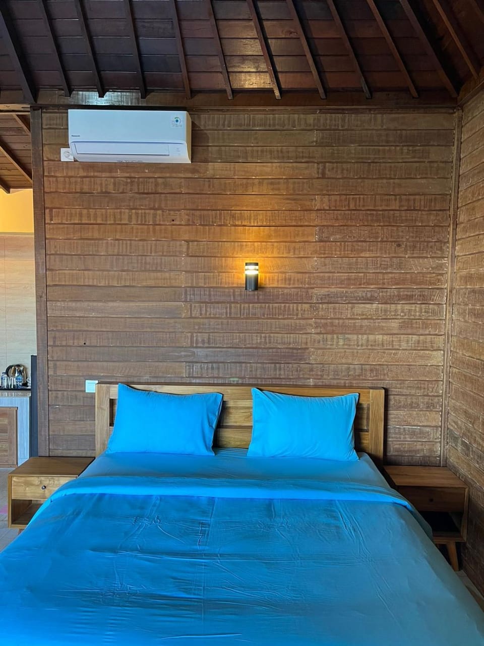 Bedroom, air conditioner