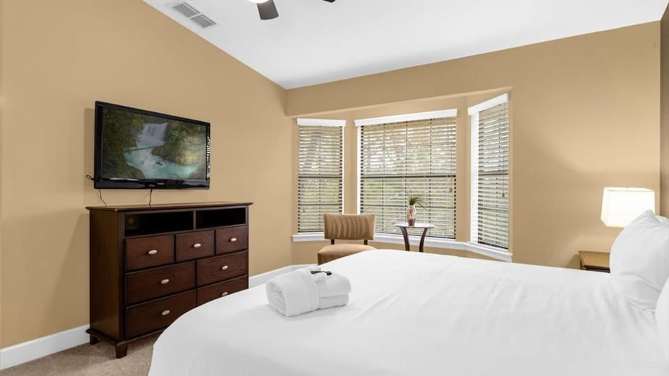 Ultimate Summer Retreat - TownHome by Disney! House in Osceola County