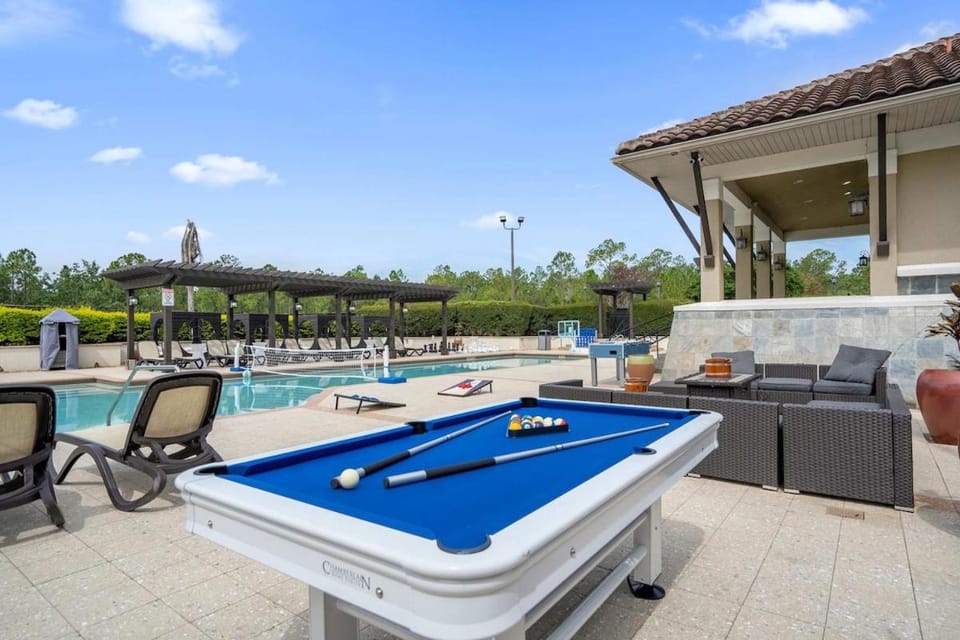 Summer Days Fun - Renovated TownHome by Disney! House in Florida