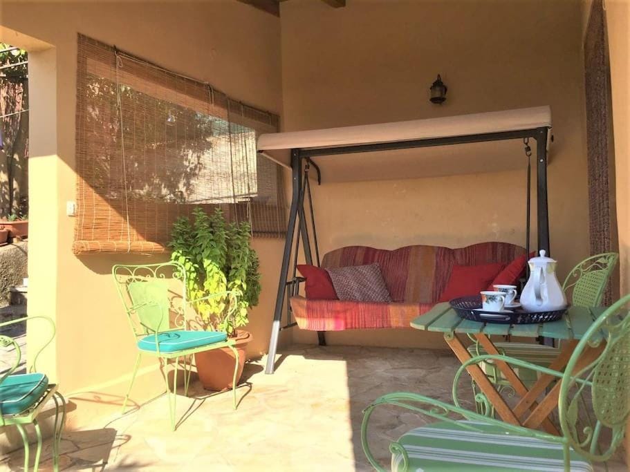 Patio, View (from property/room), Seating area, Garden view