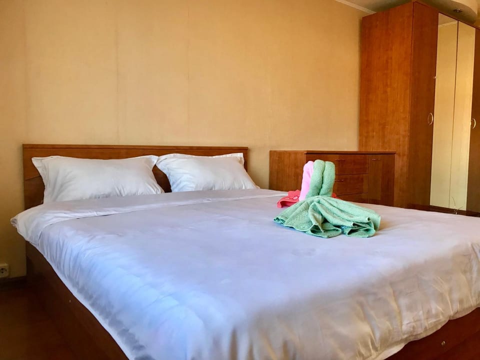 Bed, wardrobe