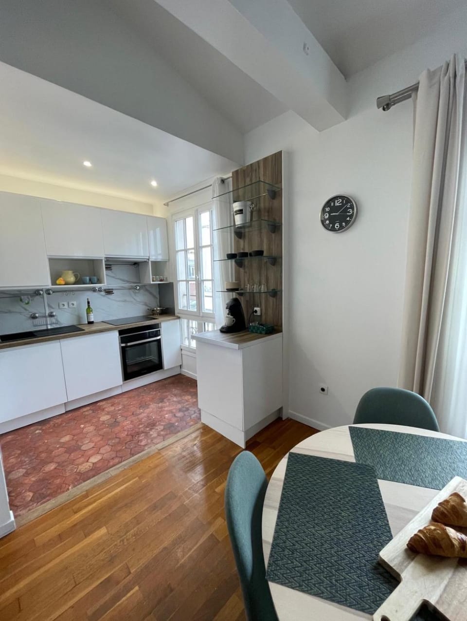 VUE SUR LA SEINE Apartment in Paris