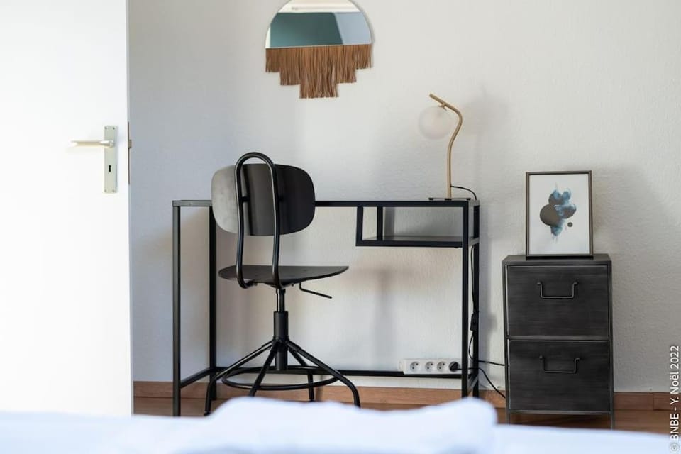 At the water's edge, warmthy Dinant - Small price Apartment in Dinant