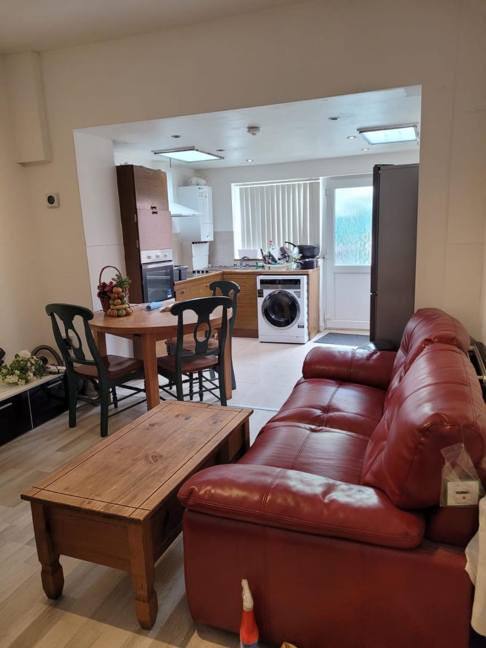 Living room, Seating area, washing machine