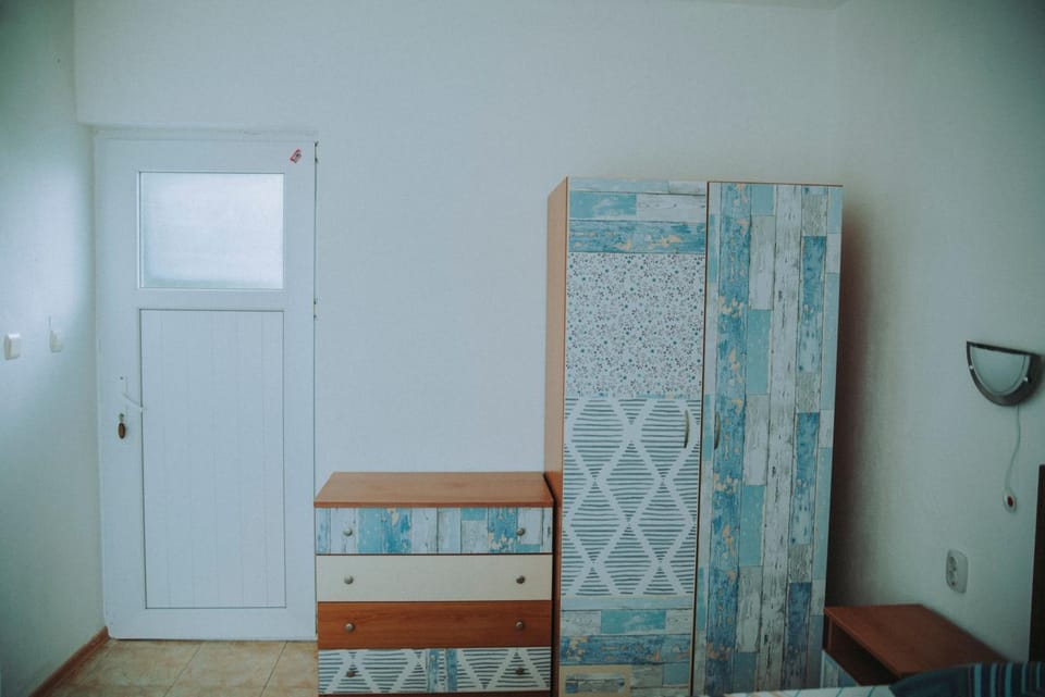 вила Лора Bed and Breakfast in Burgas Province