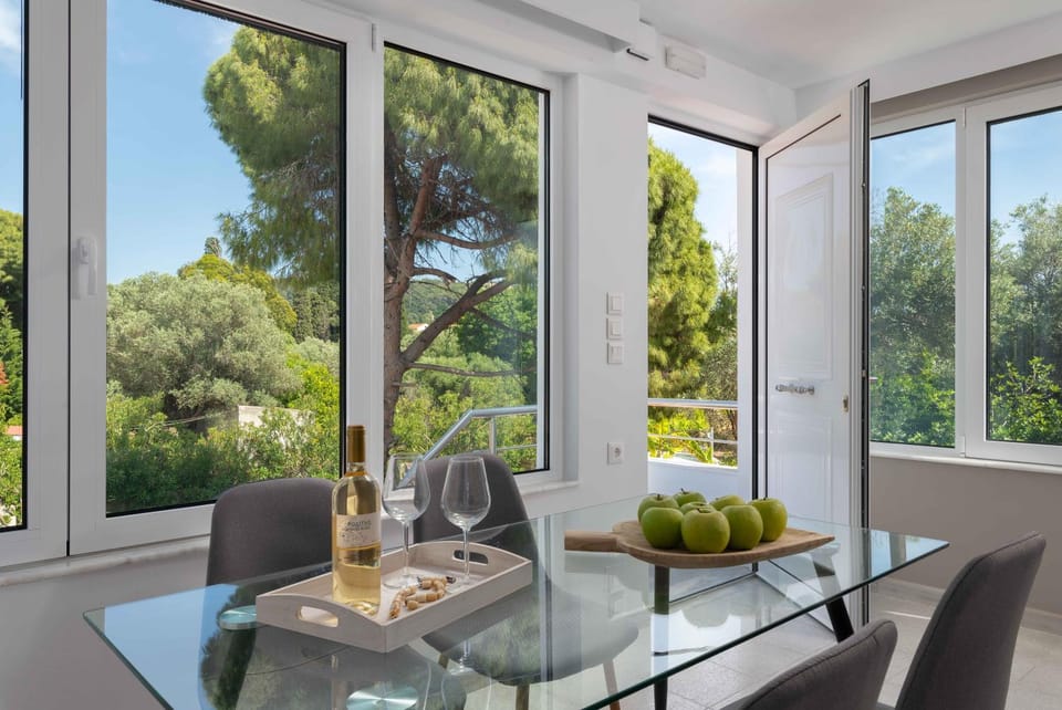 Patio, Spring, Day, View (from property/room), Balcony/Terrace, Living room, Seating area, Dining area