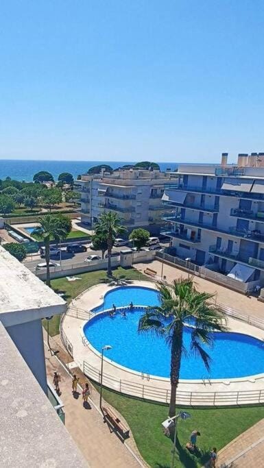 Pool view, Swimming pool