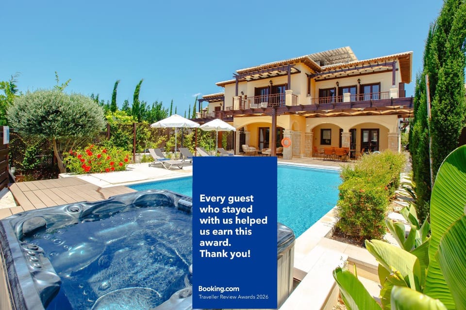 Luxury Central Villa AJ06 with Private Heated Pool & Jacuzzi, Services Inc, Aphrodite Hills Resort Villa in Kouklia