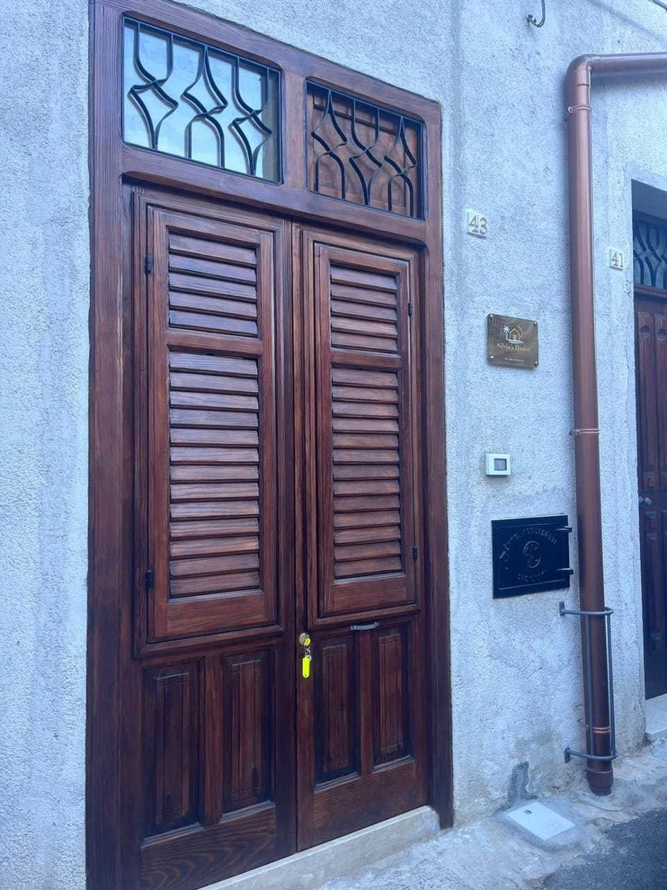 Property building, Day