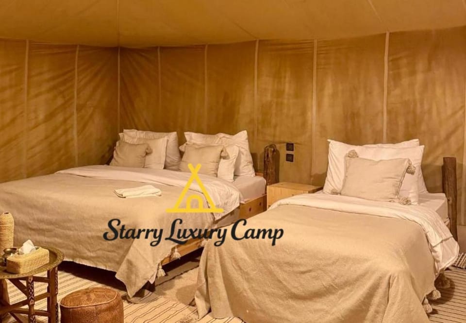 Bed, Photo of the whole room, Bedroom, Text overlay