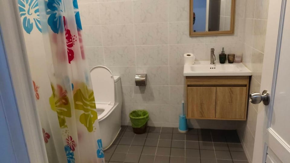 Bonanza Patong Beach1 100m to Beach Star Room Apartment in Patong