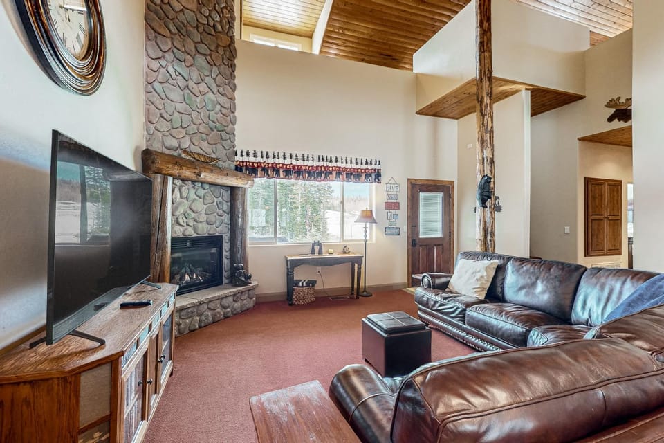Steps to Brian Head Resort: Ski Home w/ Games House in Brian Head