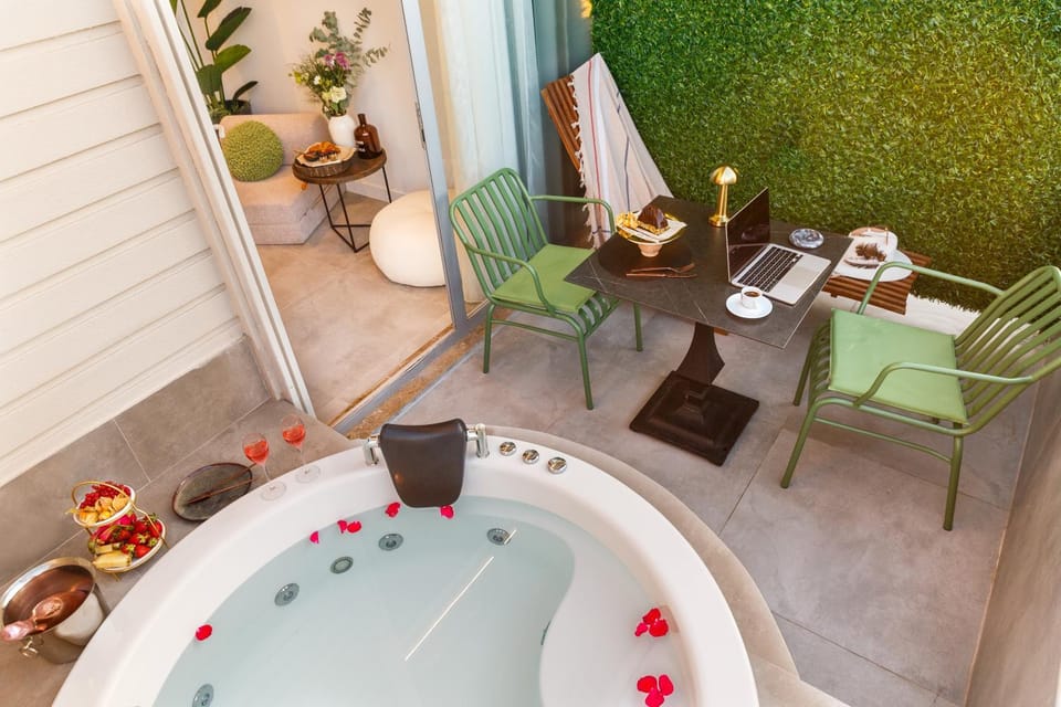 Balcony/Terrace, Balcony/Terrace