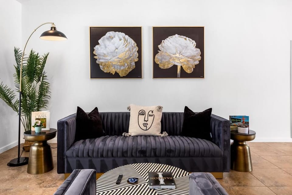 Chanel Estate - Pool Jacuzzi and Pet Friendly House in Palm Springs