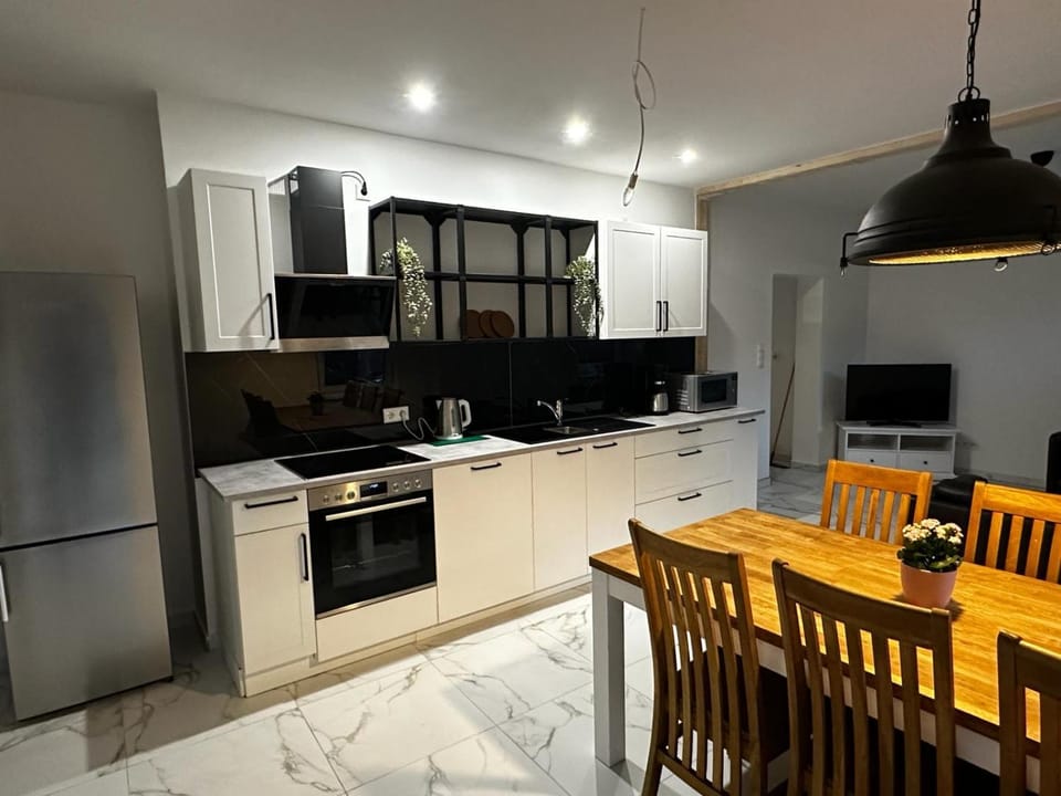 Dining area, dishwasher, minibar, pet friendly