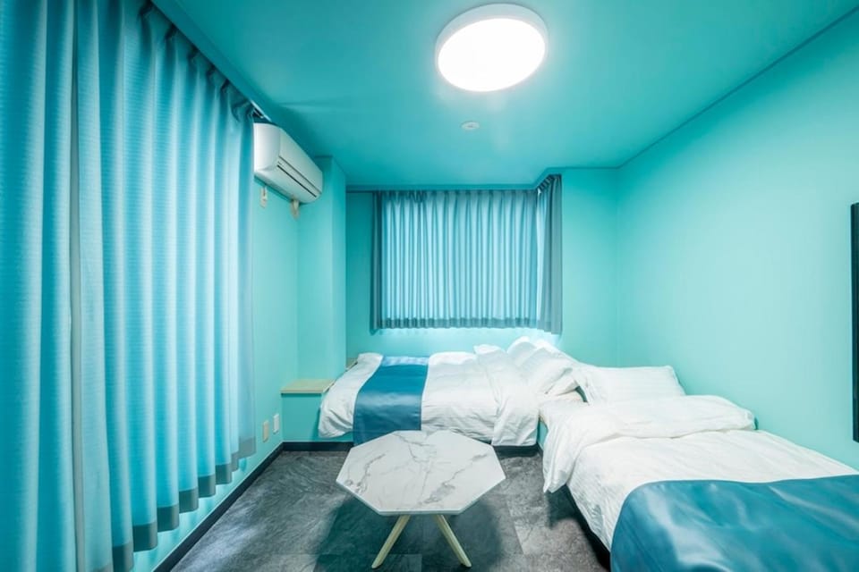 Bed, Photo of the whole room