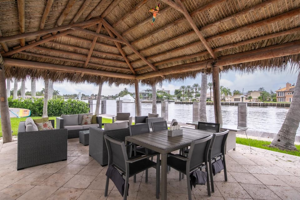 Paradise Manor House in Pompano Beach