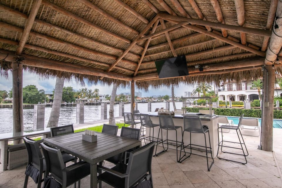 Paradise Manor House in Pompano Beach