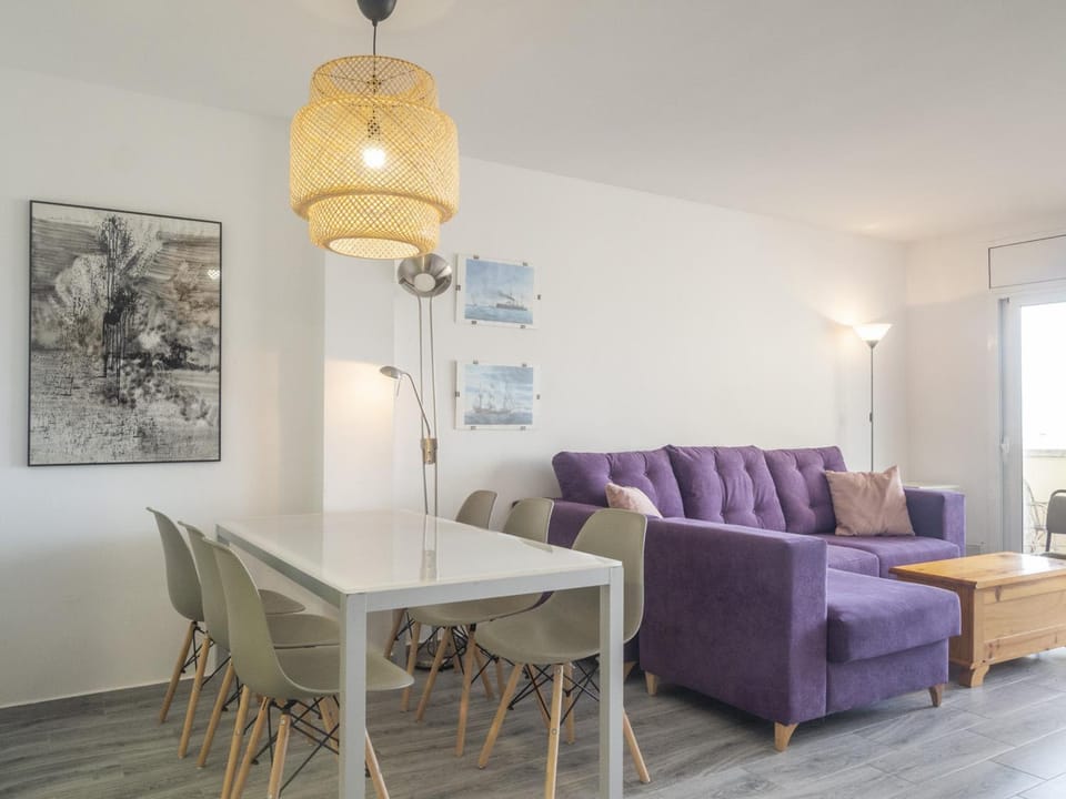 Apartamento para 6 Personas en la Playa con Parking y Wi-Fi - ES-325-7 Apartment in L'Escala