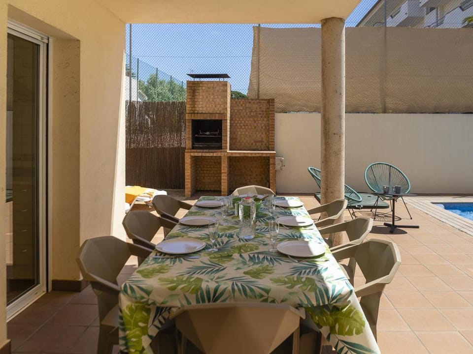 Casa en L'Escala con piscina privada y aparcamiento cerca de la playa - ES-325-11 Villa in L'Escala