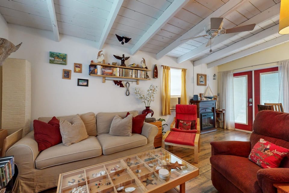 The Collector's Hideaway House in Lake Buchanan