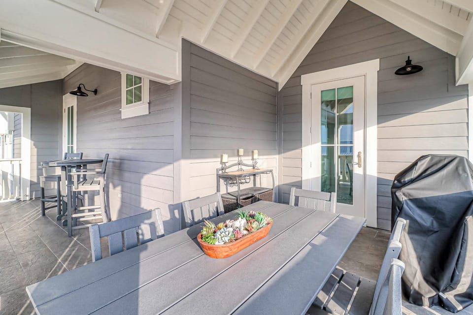Commodore’s Hideout House in Port Aransas