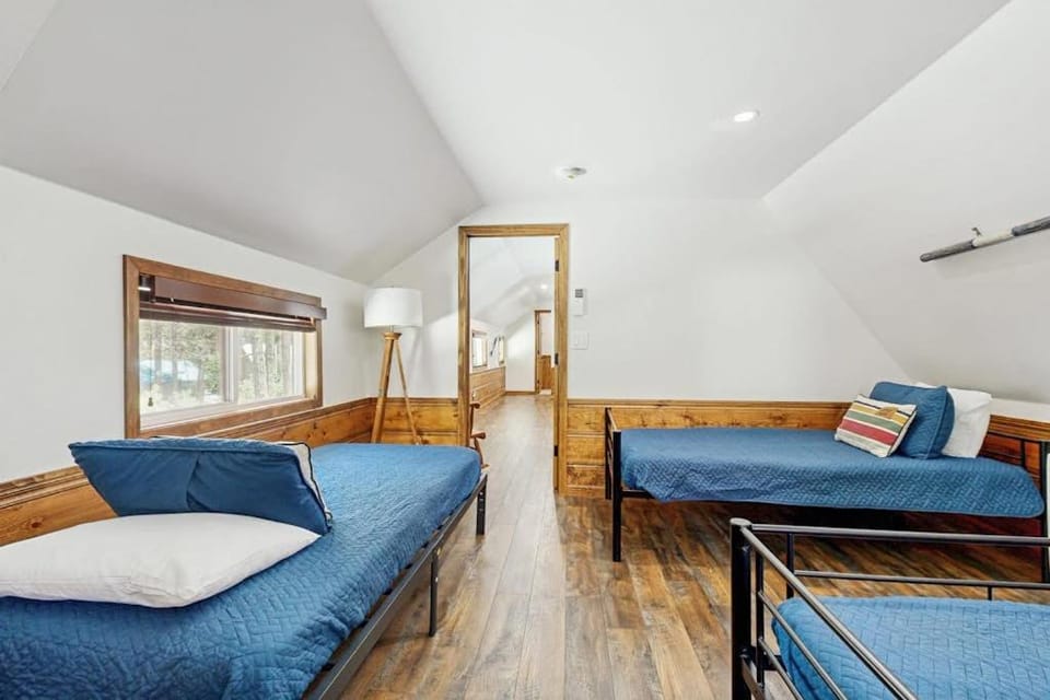 Sparrow Cabin Cabin in Shaver Lake