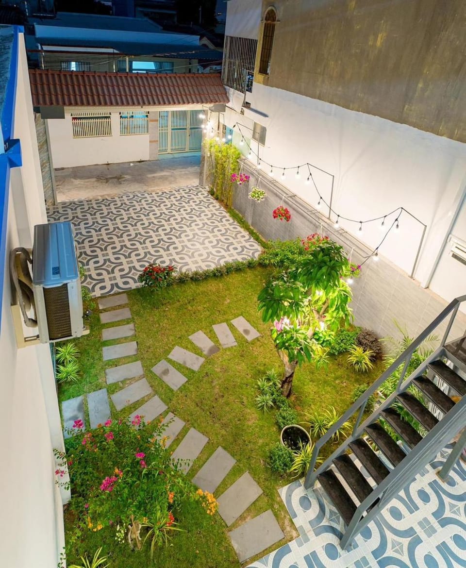 Garden, Garden, Garden view