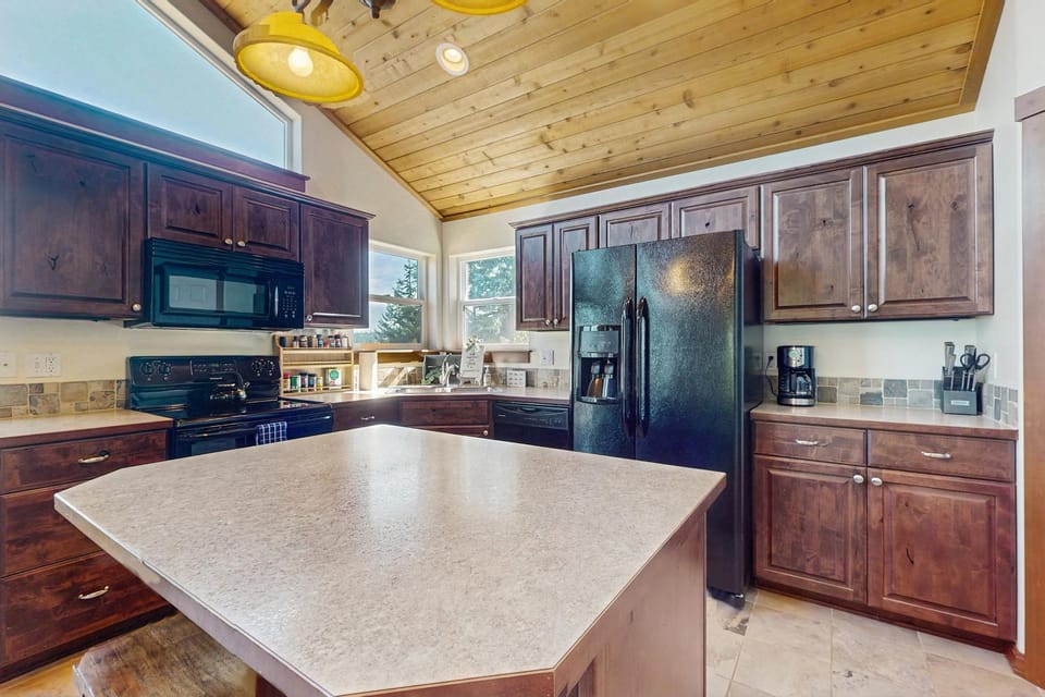 Lakeside Hideaway House in Kootenai County