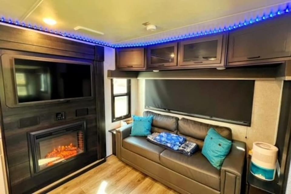 TV and multimedia, Living room