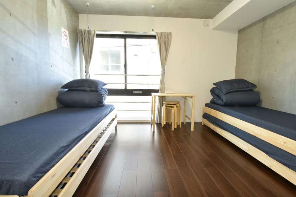 Enzo iogi Apartment in Japan