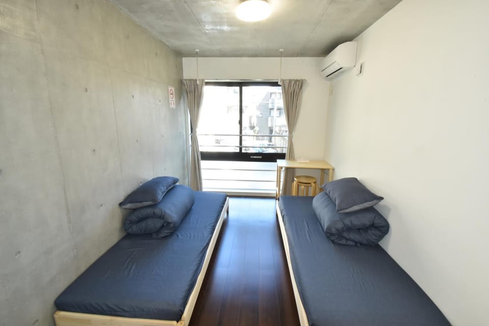 Enzo iogi Apartment in Japan