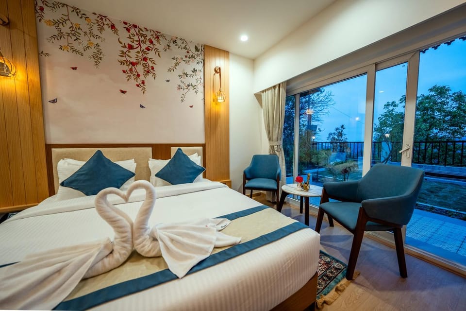 Bed, View (from property/room), Bedroom