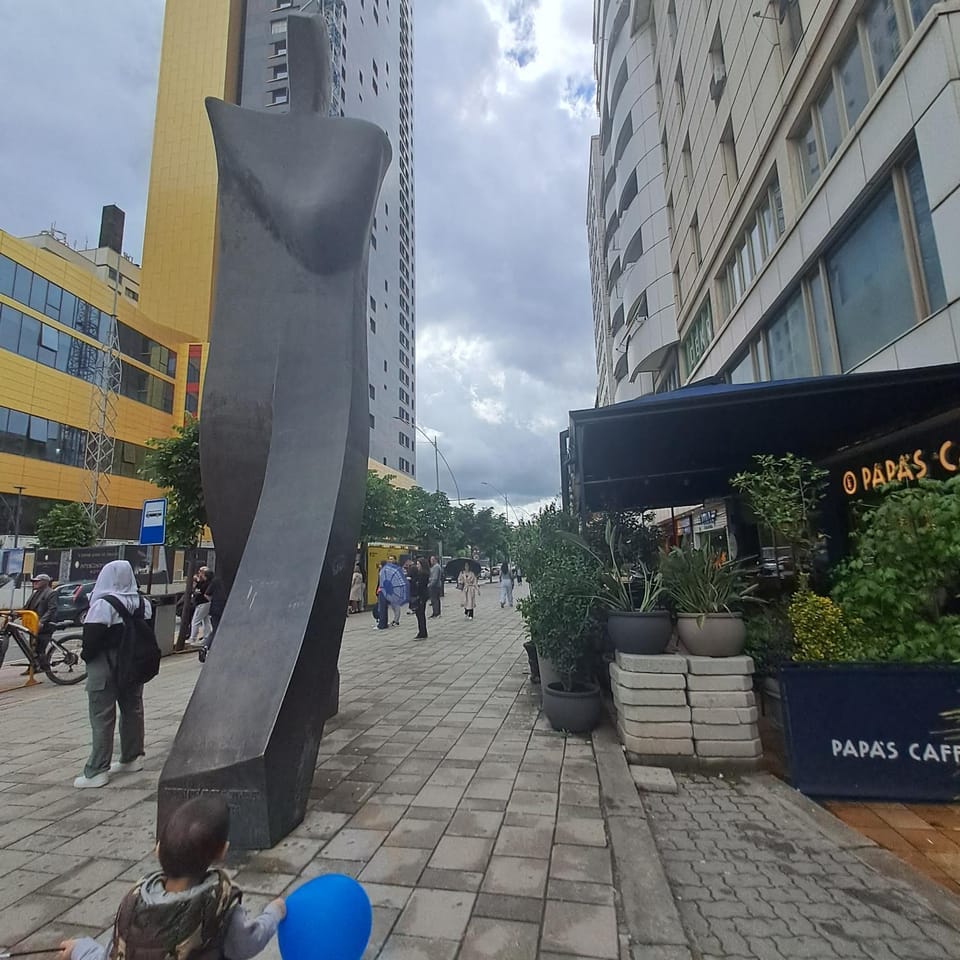 Neighbourhood, City view, Street view, Location
