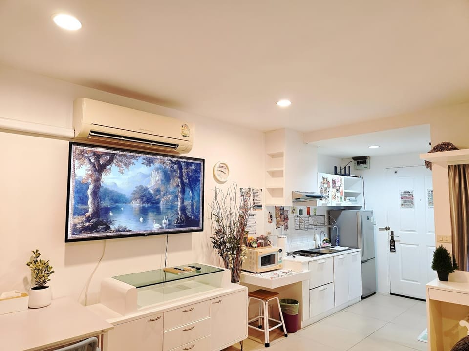 Condo The Beach Bangsaen 327/38 Apartment in Chon Buri Changwat