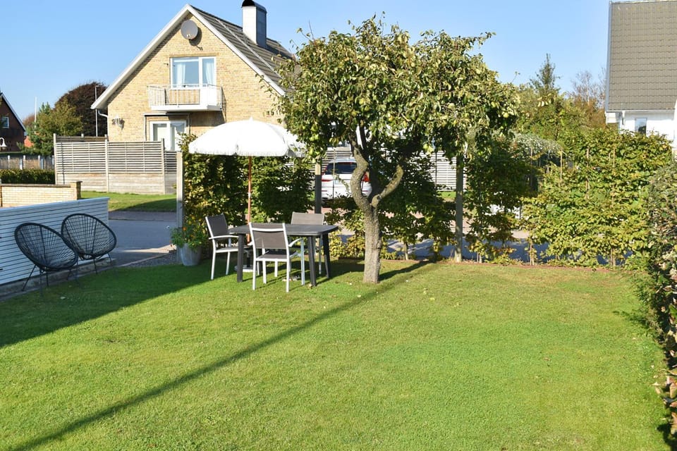Bästa läget på Skrea Strand - nära till centrum Apartment in Denmark
