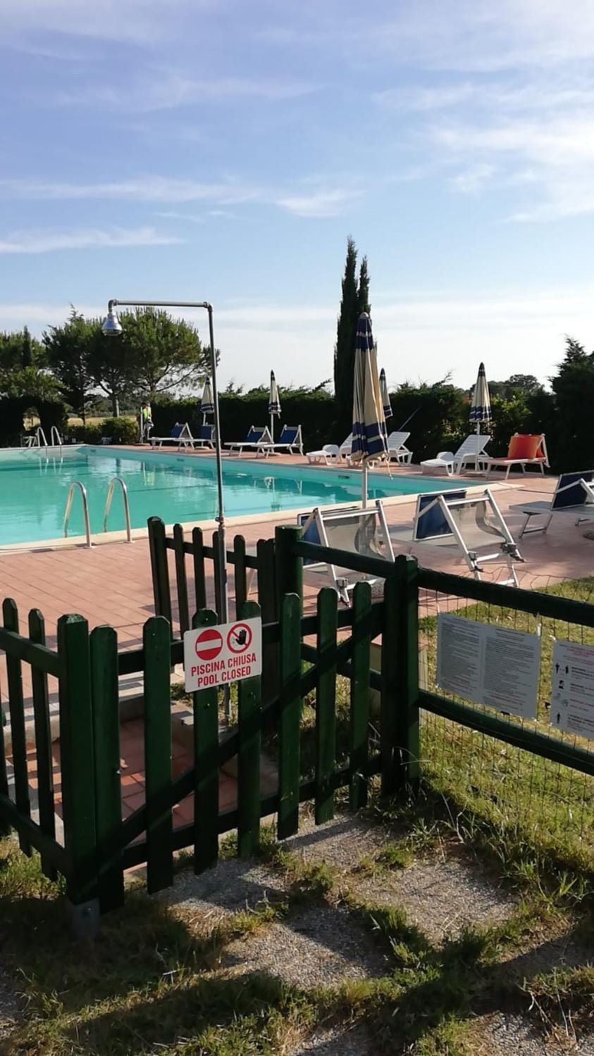 Property building, Swimming pool
