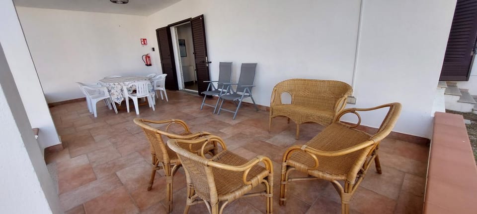 VILLA PIETRAMARINA CALA LIBEROTTO appartamento 6 posti Apartment in Cala Liberotto