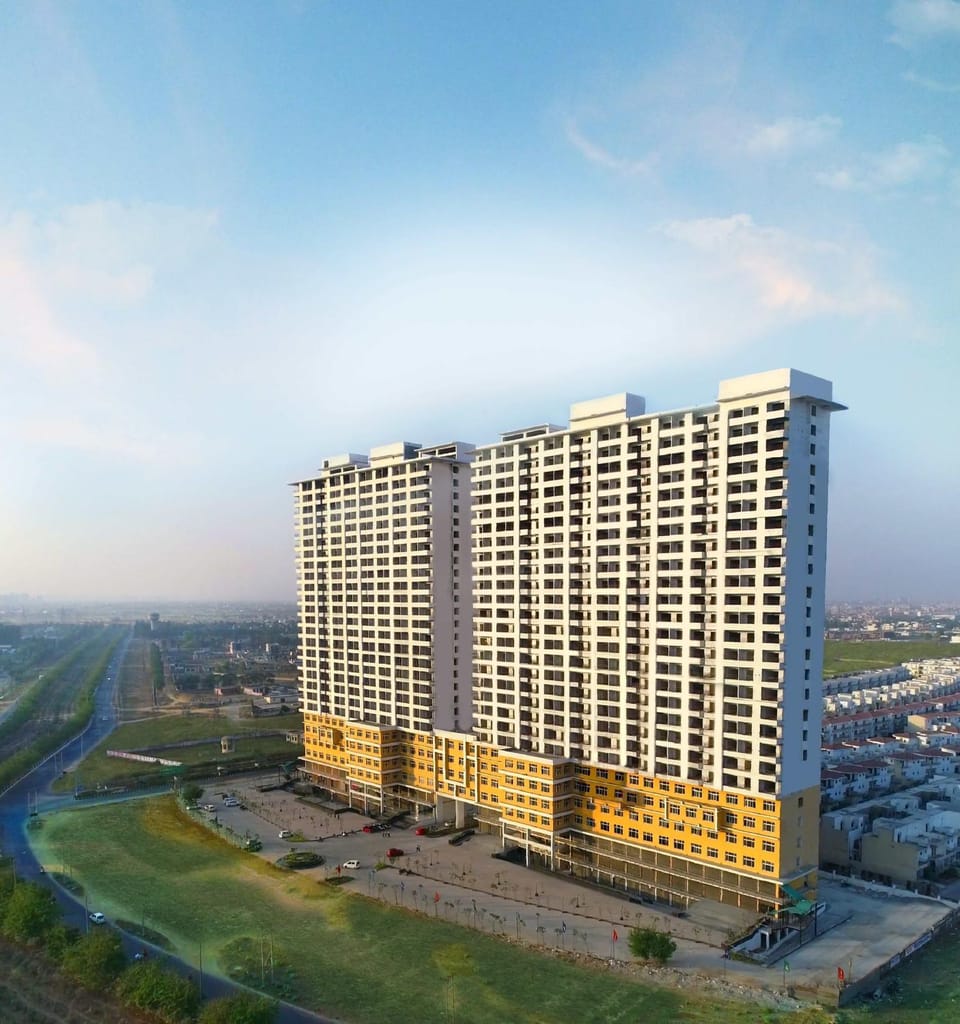 Property building, Day