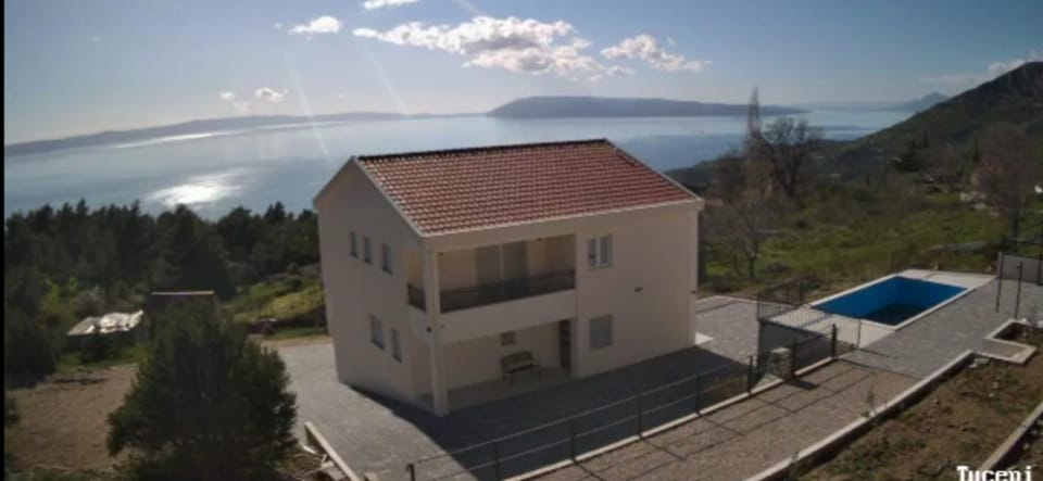 Property building, Natural landscape, Mountain view, Sea view, Swimming pool