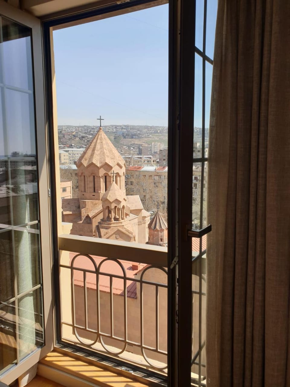 Nearby landmark, Day, Natural landscape, Bird's eye view, View (from property/room), Balcony/Terrace, City view, Landmark view, Mountain view, Street view