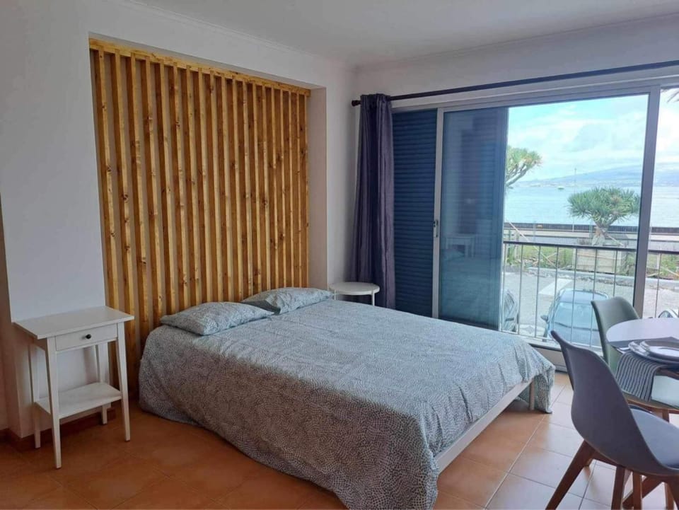 Estúdio Frente Mar Apartment in Azores District