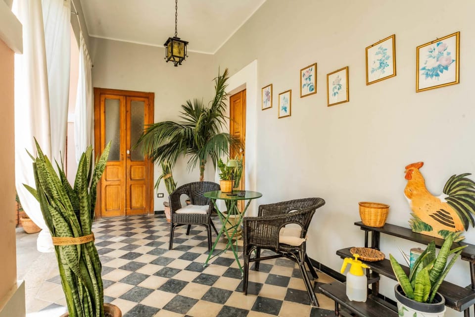 Property building, Living room