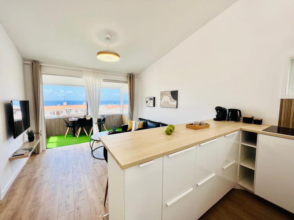TV and multimedia, Kitchen or kitchenette, hair dresser, minibar