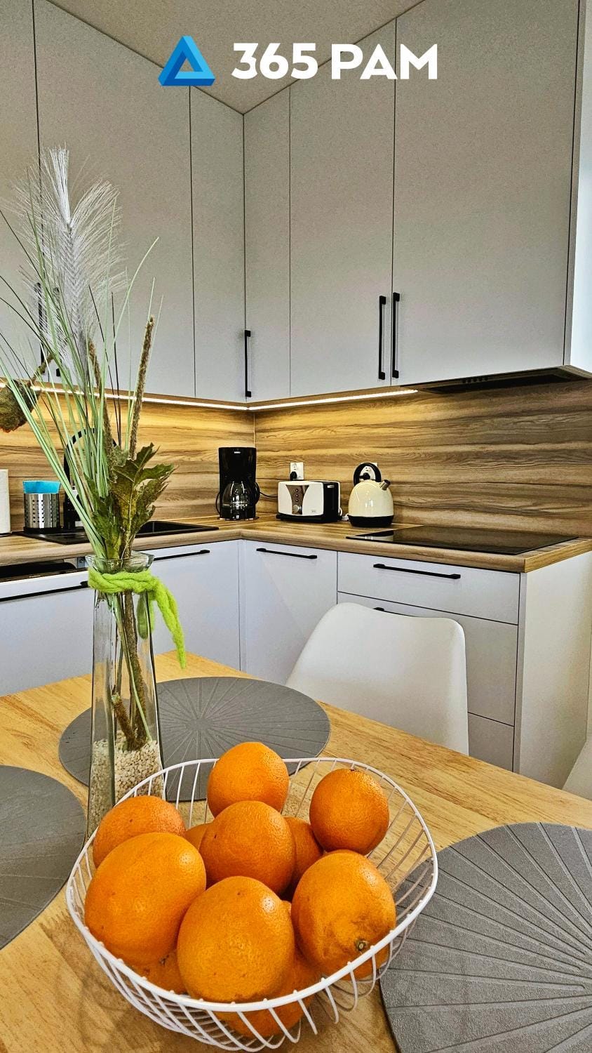 Kitchen or kitchenette, Food