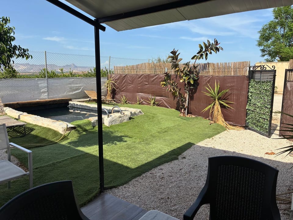 Cabaña piscina privada House in Vega Baja del Segura