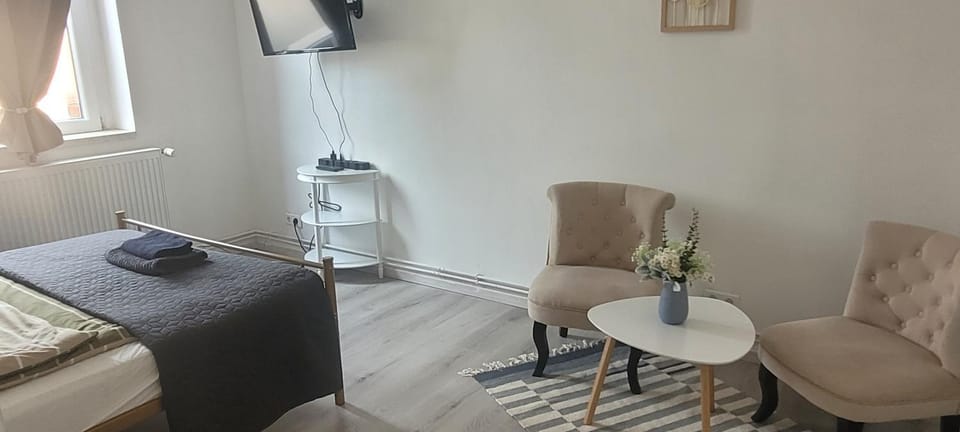 Ap 2- 33 qm bei Oschersleben + Helmstedt Apartment in Saxony-Anhalt, Germany